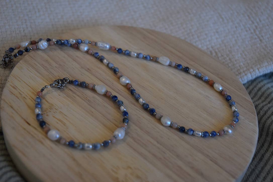 Shoreline Bliss: Beaded Necklace: Silver