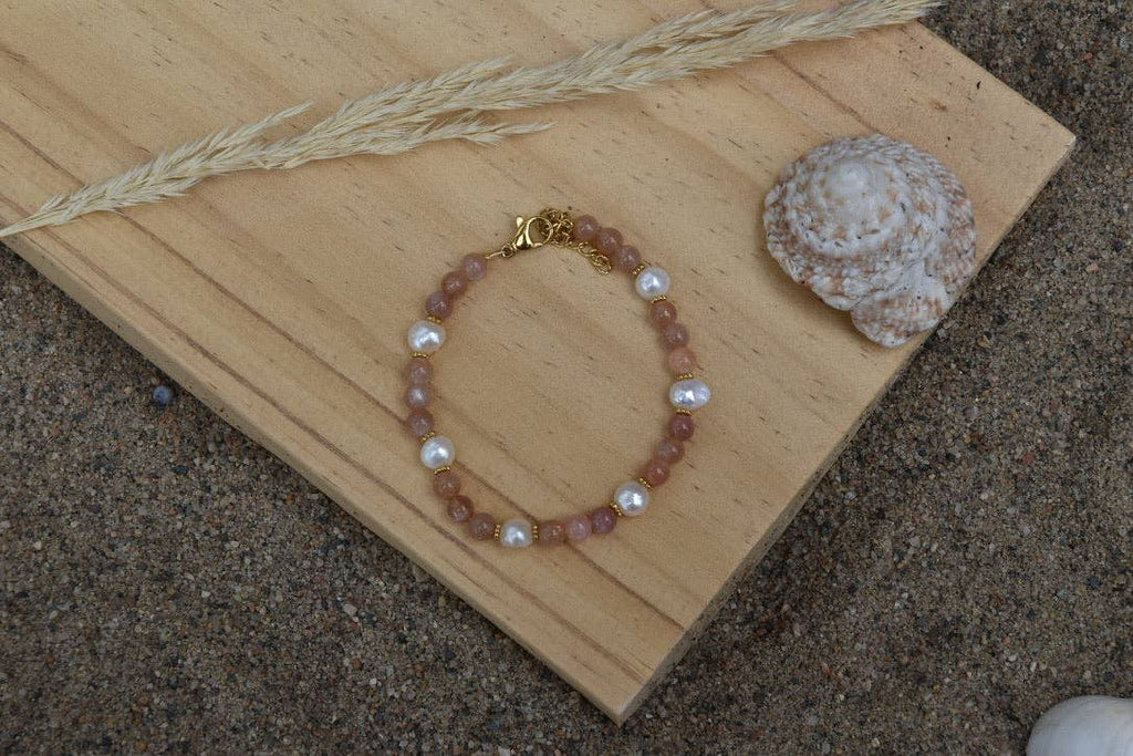 Golden Dusk: Beaded Bracelet: Silver