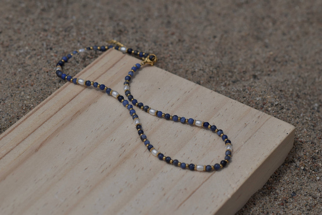 Midnight Tide: Beaded Necklace: Silver