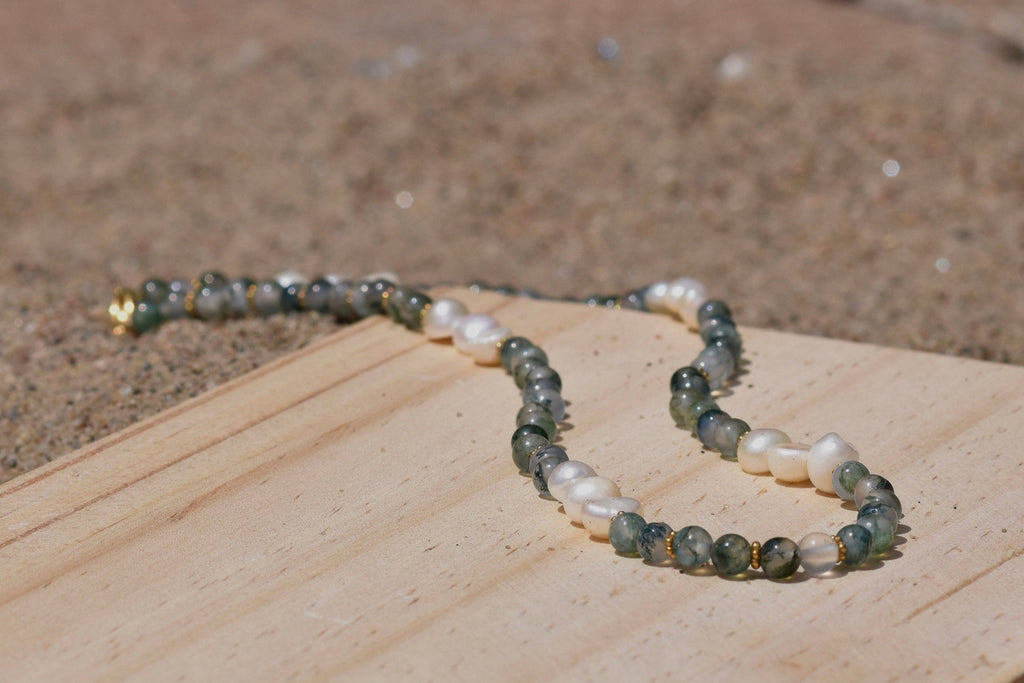 Lagoon Reflections: Beaded Necklace: Silver